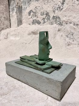 Sculpture, Platform 2, Beatrice Bizot