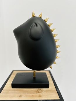 Sculpture, Black Piaf Large with brass picots (01/30), Valerie Marty