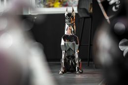 Sculpture, Mirror Polished Sitting Doberman 44cm, Andrew Kazantsev